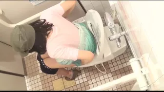 15376910 Uncensored toilet special attack aerial photography! Assault! Aim for the next Momojiri, JAV Collection, PissRIP