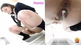 EE-485 01 Multi view toilet voyeur: high school girls with powerful pee streams