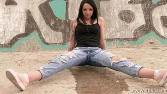 Sydney Love - Wet in the dirt, LoveWetting, PissRIP