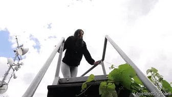 Sydney Love - Selfie on the roof