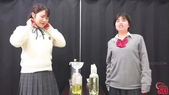 FF-617 02 A battle of school girls begins! The rules are simple. The first to fill the specified container with pee wins