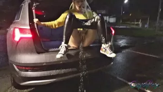 GypsyPage - Pissed hard from the E-nobel car, JAV Collection, PissRIP