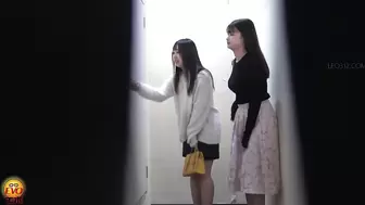 EE-771 02 Girls barely holding their pee while waiting by the toilet door. VOL. 5