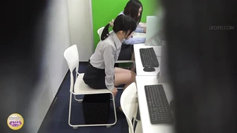 SL-639 02 Hidden camera call center. No leaving! Peeing while dealing with a complaint., JAV Collection, DesperVids