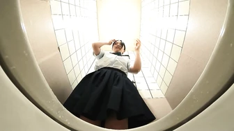 [PYM-500] Public Toilet Pee Video Leaked