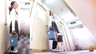 EE-809 03 On-Campus Hidden Filming - Schoolgirls Line Super Peeing 2