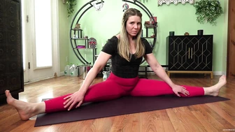 Nina Alder - The Yoga Instructor