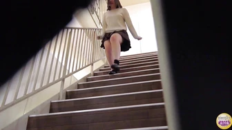 SL-646 01 Female college student with a full bladder sneaks out of a lecture and hurries to urinate