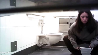 Hot Girls In Student Toilet 10, Voyeur Collection, PissRIP
