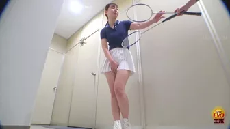 EE-582 02 On the verge of wetting: school girls in gym clothes peeing after reaching their holding limit, JAV Collection, DesperVids