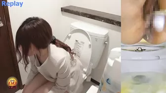 EE-598 05 Hidden footage: her pee drips before she sits down on the toilet