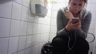 Hidden Camera in Student Toilet - 6