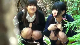 HDTSHO-01 01 Peeing companions. Schoolgirls girlfriends urinating together outdoors. (60 FPS), JAV Collection, PissRIP