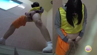 SL-082 02 Schoolgirls club activities Leaking or urinating in front of a sealed toilet, SifangKTV, PissRIP