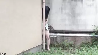 UNKW-064 02 Multiple girls caught peeing standing up in various places