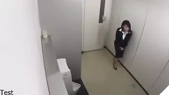 Japanese Woman wanted to use urinal but got caught